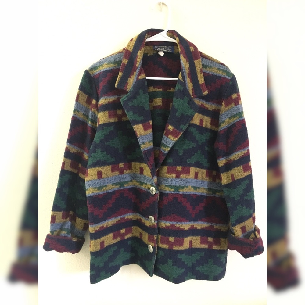 VINTAGE Women’s western style Aztec print blazer